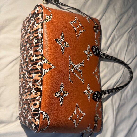 Louis Vuitton Neverfull Monogram Giant Jungle MM Black/Caramel in Coated Canvas - Picture 1 of 8